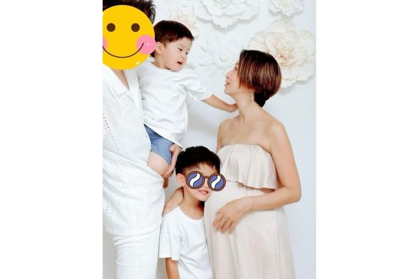 鈴木亜美の家族写真